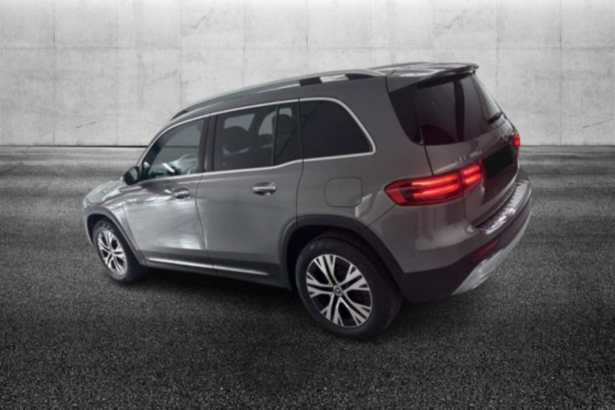 Mercedes-Benz GLB 180 d Progressive Advanced auto 7p.ti (2)