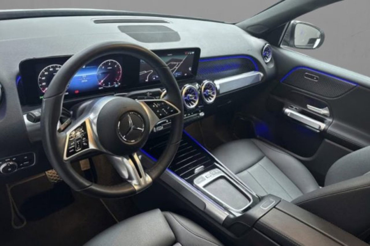 Mercedes-Benz GLB 180 d Progressive Advanced auto 7p.ti (6)