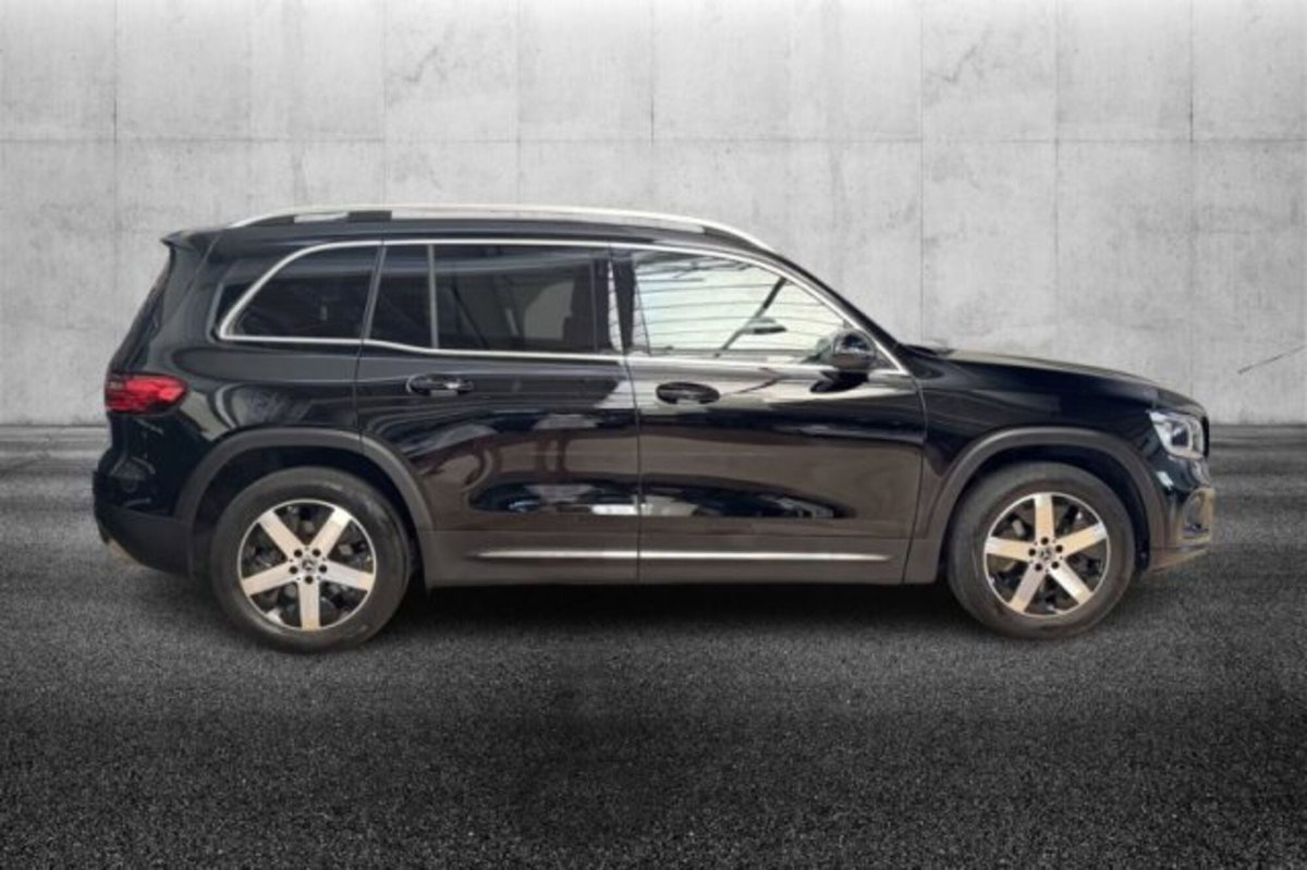 Mercedes-Benz GLB 200 d Progressive Advanced auto 7p.ti (3)