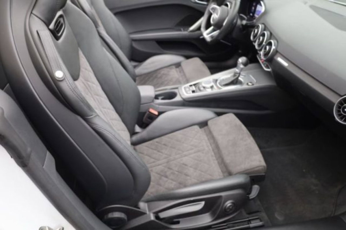 Audi TT Cabrio 45 TFSI quattro S tronic (8)
