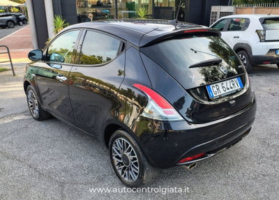 Lancia Ypsilon 1.0 FireFly 5 porte S&S Hybrid Gold Plus (10)