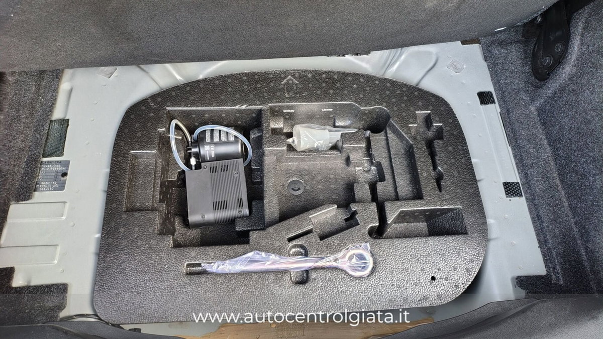 Lancia Ypsilon 1.0 FireFly 5 porte S&S Hybrid Gold Plus (16)