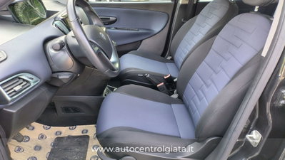 Lancia Ypsilon 1.0 FireFly 5 porte S&S Hybrid Gold Plus (4)