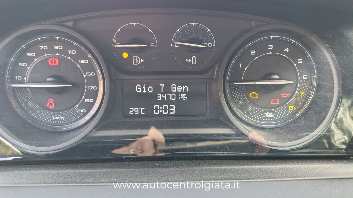 Lancia Ypsilon 1.0 FireFly 5 porte S&S Hybrid Gold Plus (6)