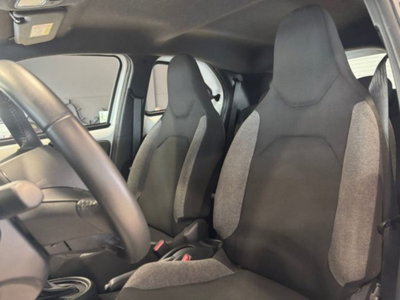 Toyota Aygo X 1.0 VVT-i 72 CV 5 porte Limited S-CVT (10)