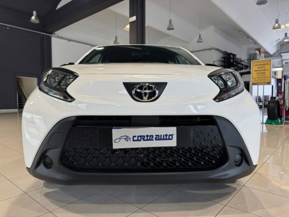 Toyota Aygo X 1.0 VVT-i 72 CV 5 porte Limited S-CVT (18)