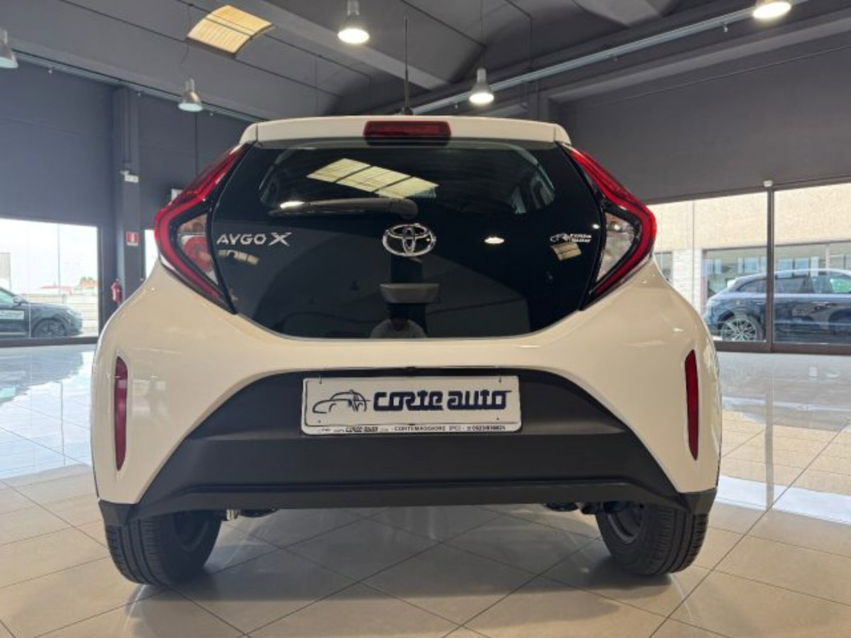 Toyota Aygo X 1.0 VVT-i 72 CV 5 porte Limited S-CVT (19)