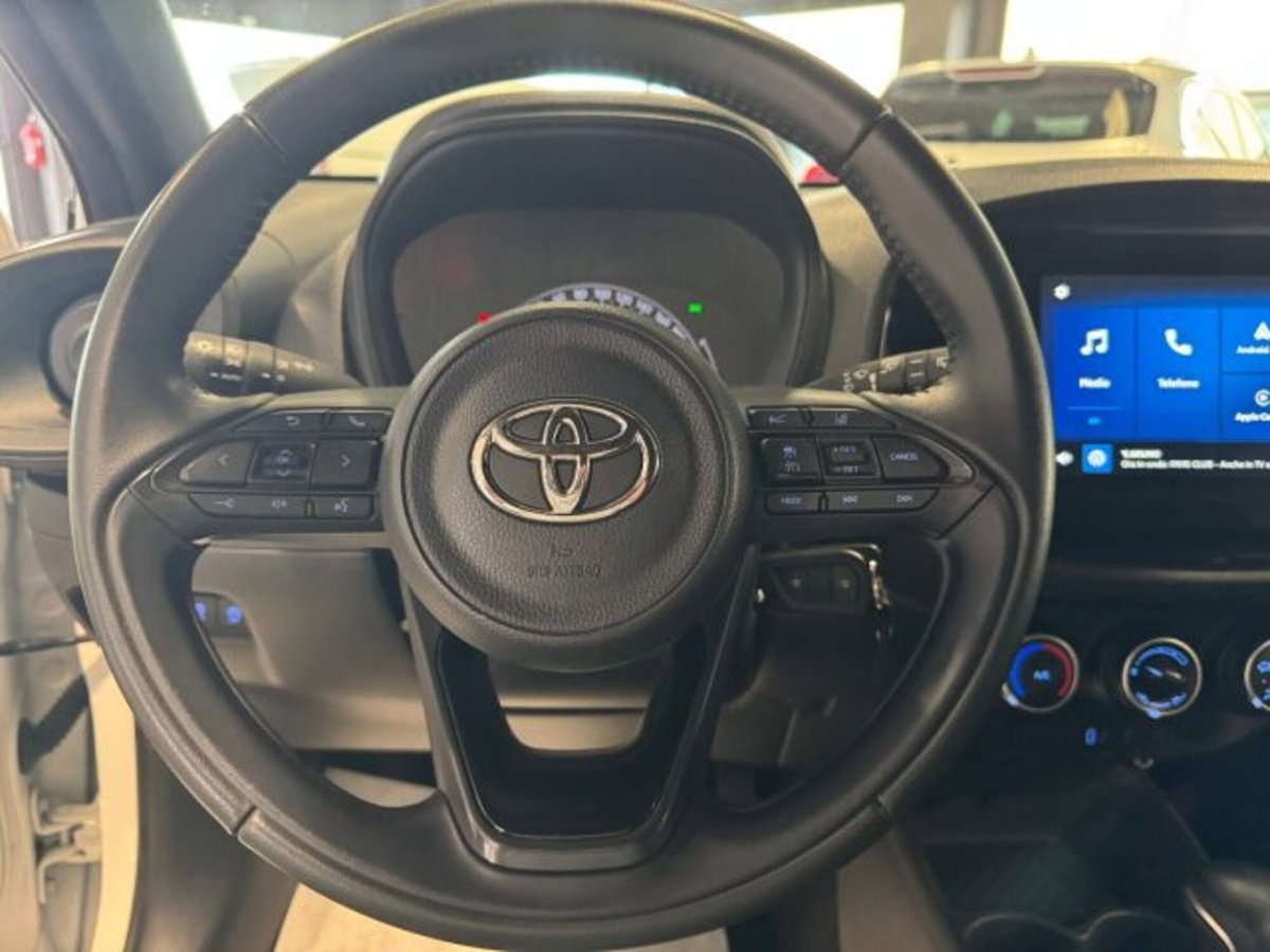 Toyota Aygo X 1.0 VVT-i 72 CV 5 porte Limited S-CVT (5)