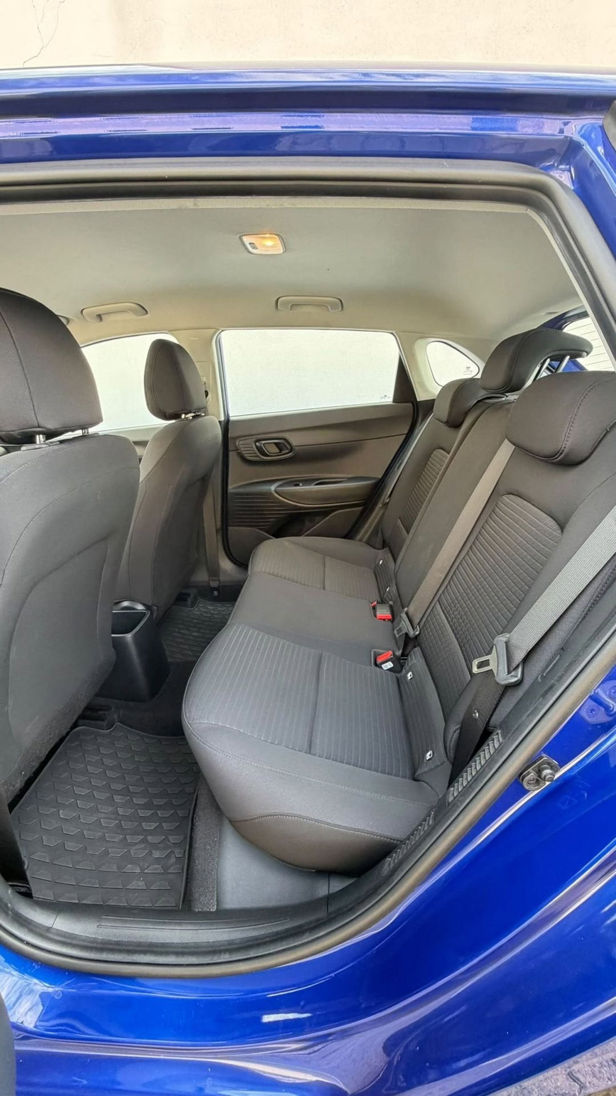 Hyundai i20 1.0 T-GDI 48V iMT ConnectLine (10)