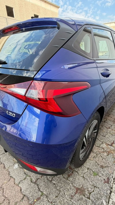 Hyundai i20 1.0 T-GDI 48V iMT ConnectLine (12)