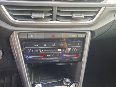 Volkswagen T-Roc 1.5 tsi Style (13)