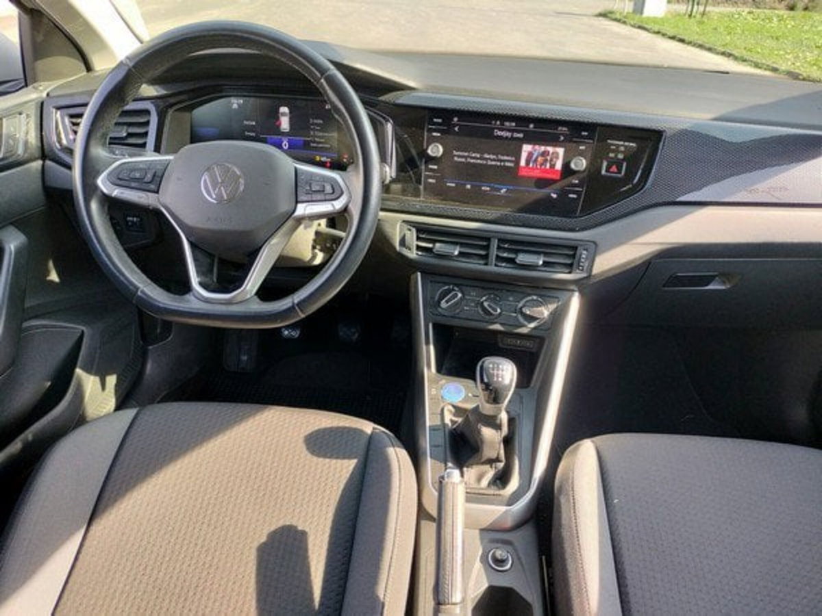 Volkswagen Taigo 1.0 tsi Life 95cv (13)