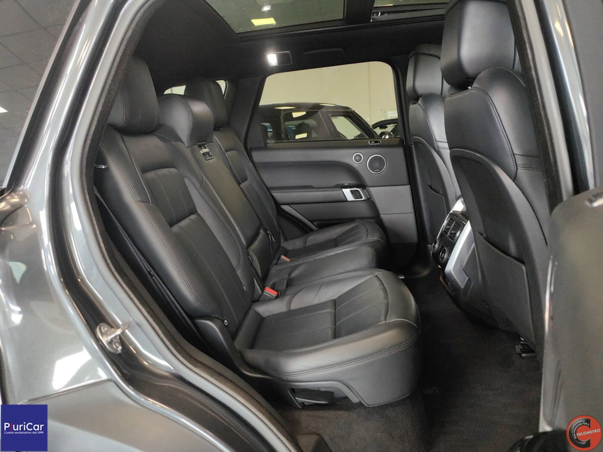 Land Rover Range Rover Sport 3.0D l6 249 CV HSE Dynamic Stealth (6)