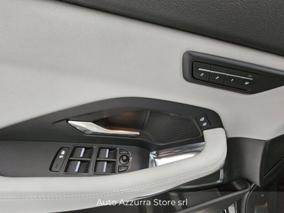 Jaguar E-Pace 2.0d i4 mhev R-Dynamic SE awd 163cv auto (11)