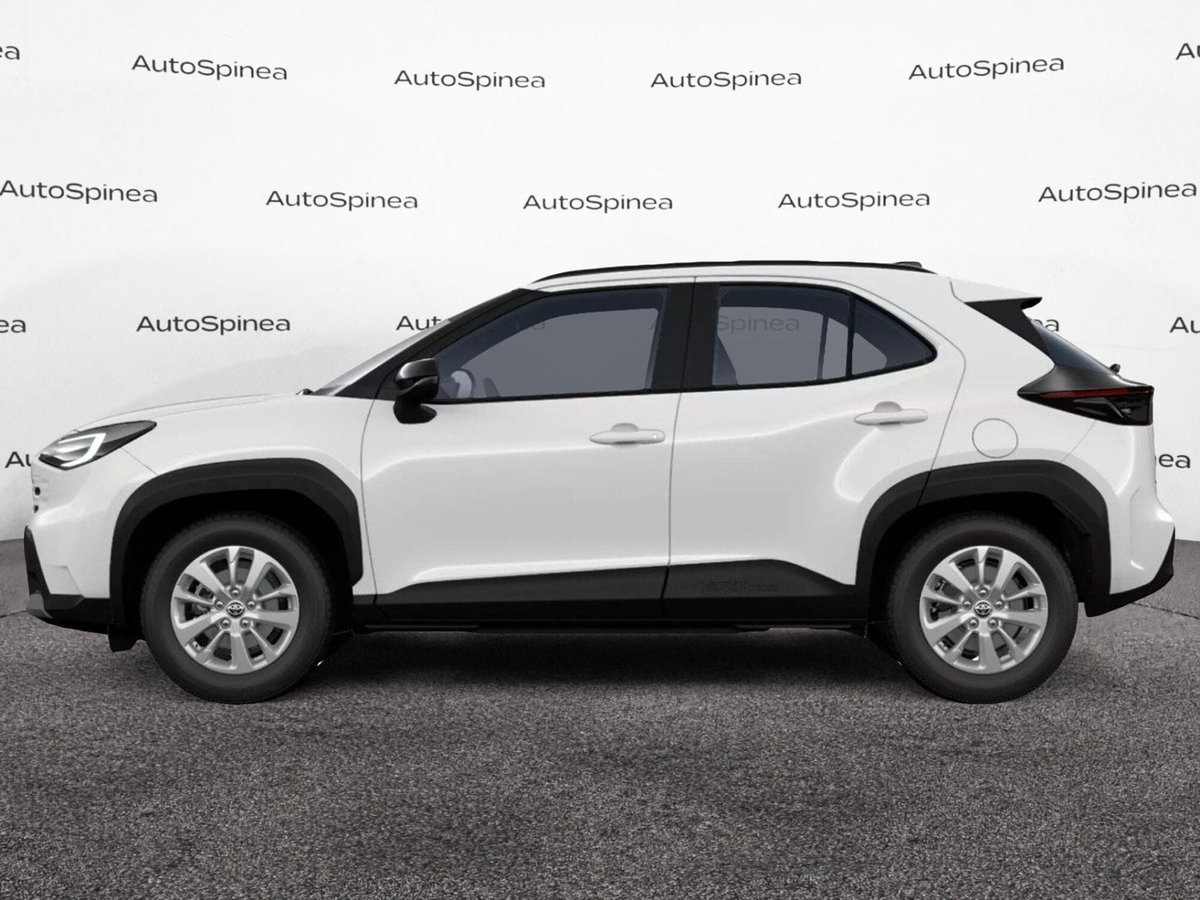 Toyota Yaris Cross 1.5h GR Sport Black Sky fwd 116cv e-cvt (2)