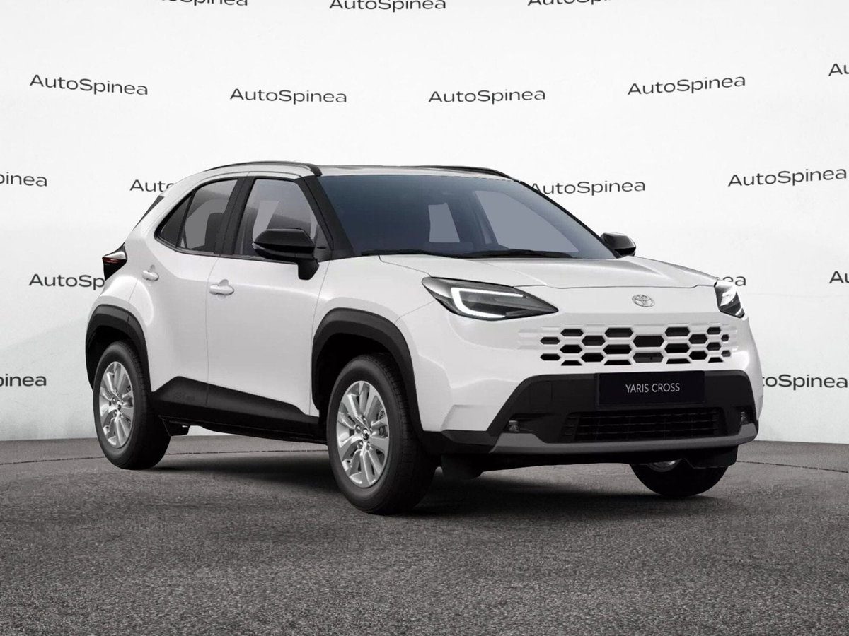 Toyota Yaris Cross 1.5h GR Sport Black Sky fwd 116cv e-cvt (3)