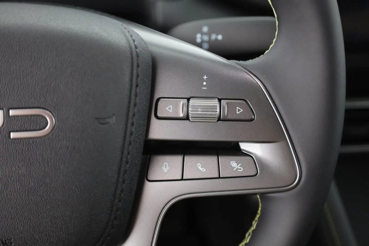 Byd Atto 2 DM-i 1.5 phev Boost 212cv (17)