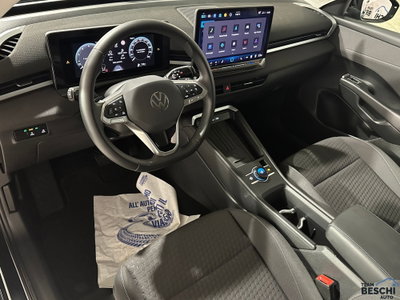 Volkswagen T-Roc 1.5 etsi Life 115cv dsg (6)