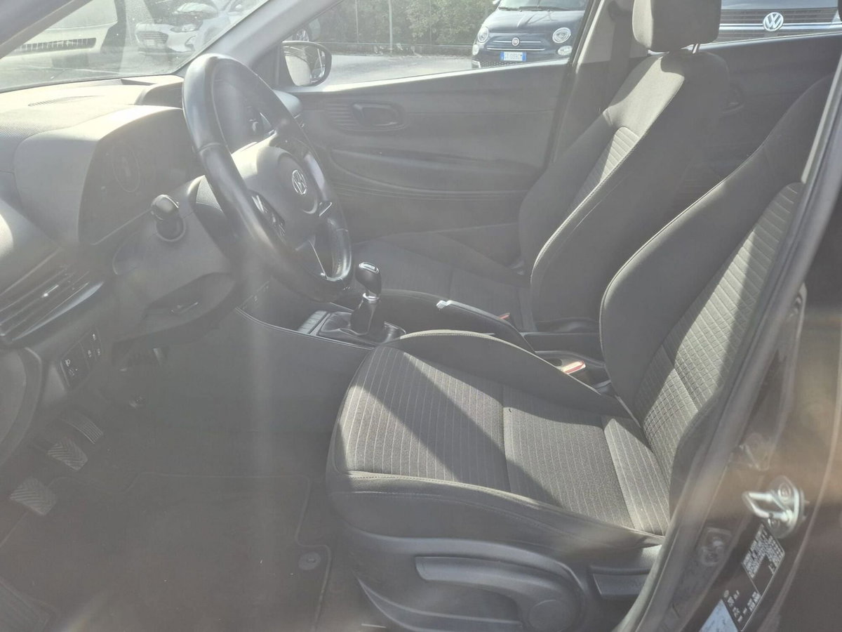 Hyundai i20 1.2 MPI MT ConnectLine (11)