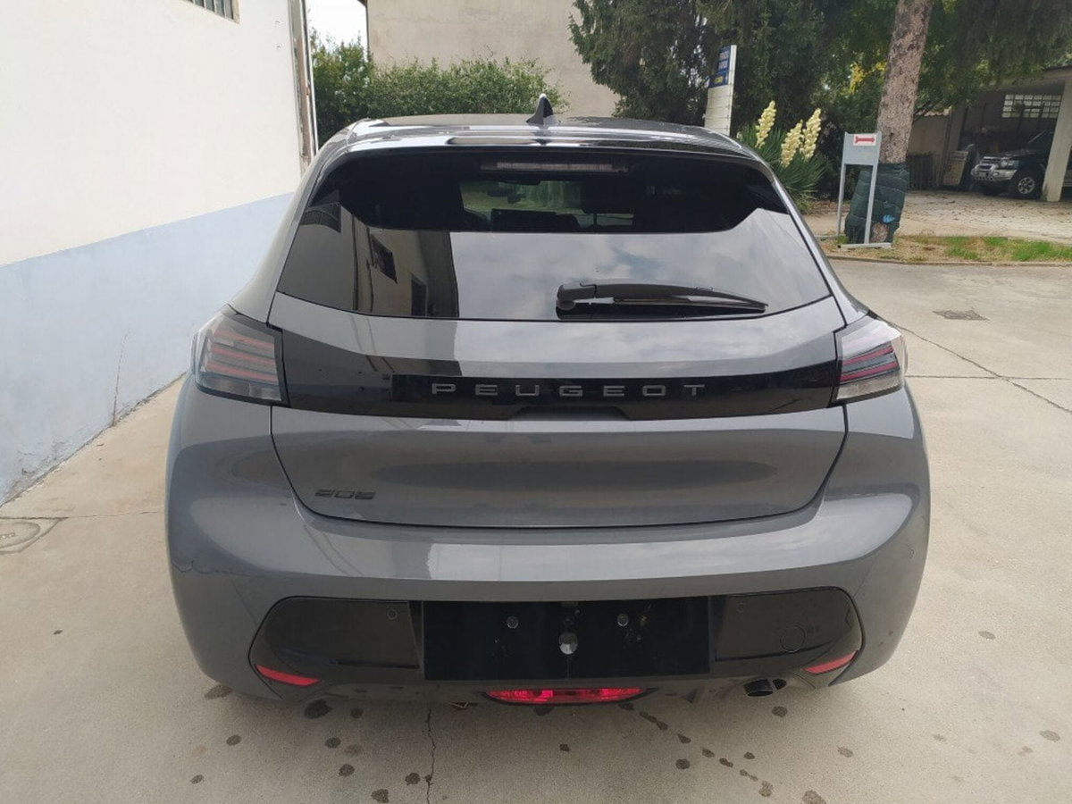 Peugeot 208 PureTech 100 Stop&Start 5 porte Allure (5)