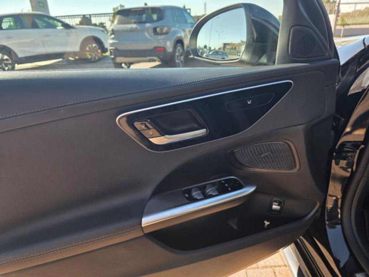 Mercedes-Benz Classe C 220 d Mild hybrid Premium (14)