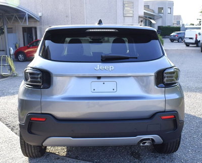 Jeep Avenger 1.2 turbo e-hybrid mhev Summit fwd 110cv edct6 (6)