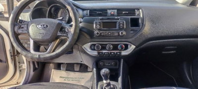 Kia Rio 1.2 CVVT 5p. Cool (12)