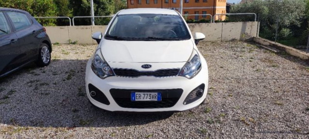 Kia Rio 1.2 CVVT 5p. Cool (2)