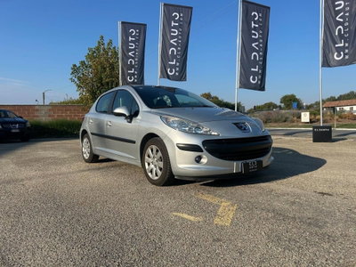 Peugeot 207 HDi 70CV 5p. XS (5)