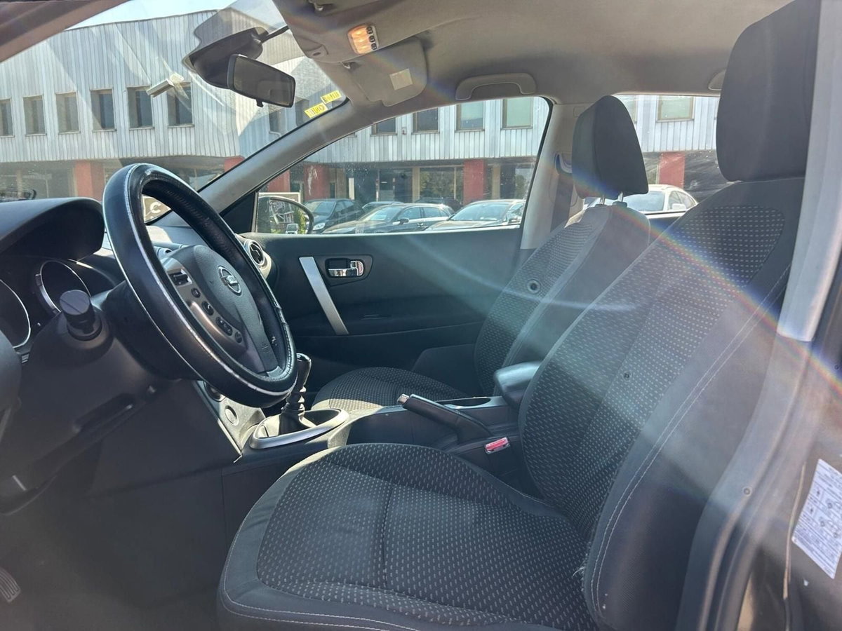Nissan Qashqai 1.5 dCi Tekna (5)