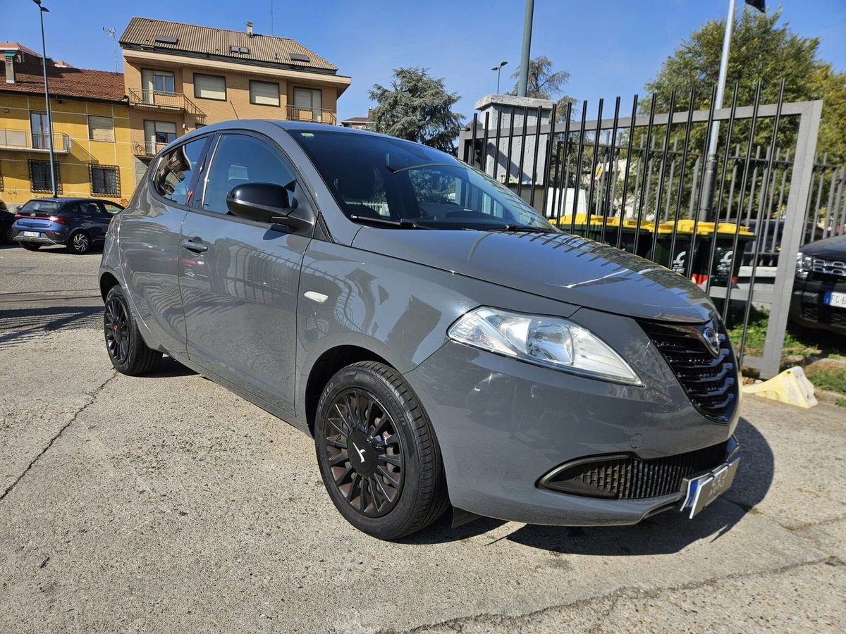 Lancia Ypsilon 1.2 69 CV 5 porte GPL Ecochic Elefantino (3)