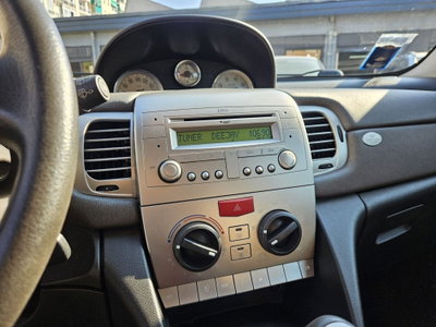 Lancia Ypsilon 1.3 MJT 90 CV Platino (12)