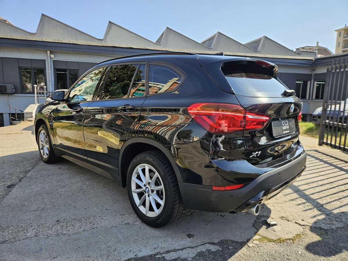 BMW X1 sDrive16d Business Advantage (4)