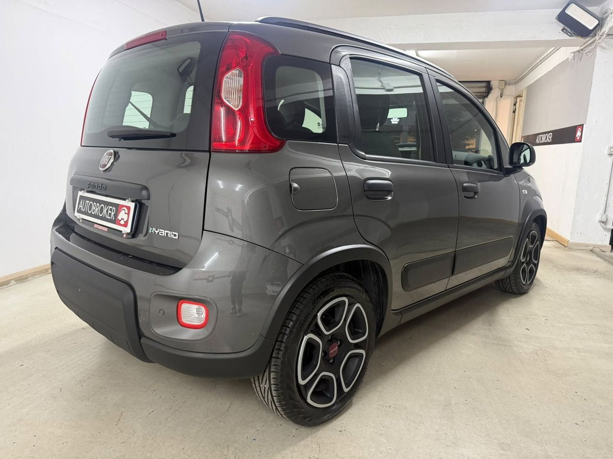 Fiat Panda 1.0 FireFly S&S Hybrid City Cross (4)