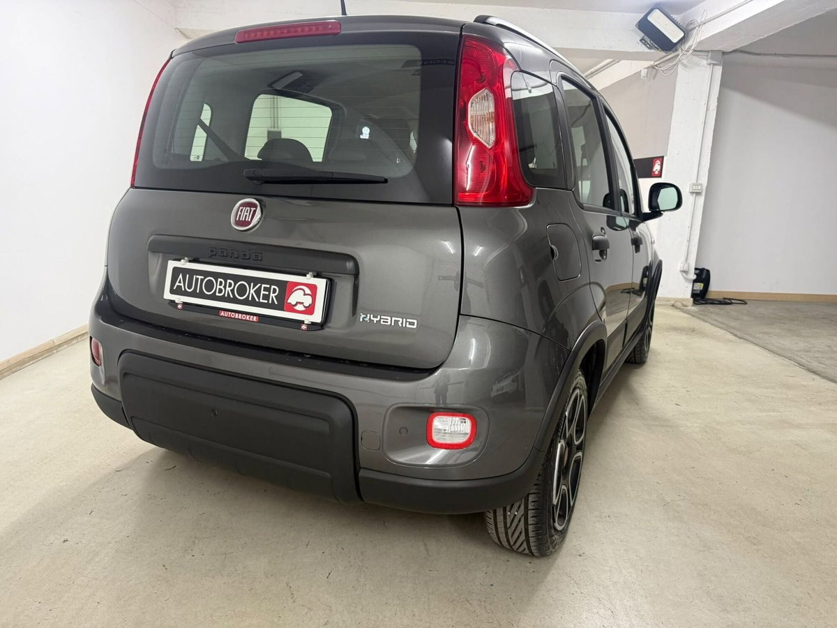 Fiat Panda 1.0 FireFly S&S Hybrid City Cross (5)
