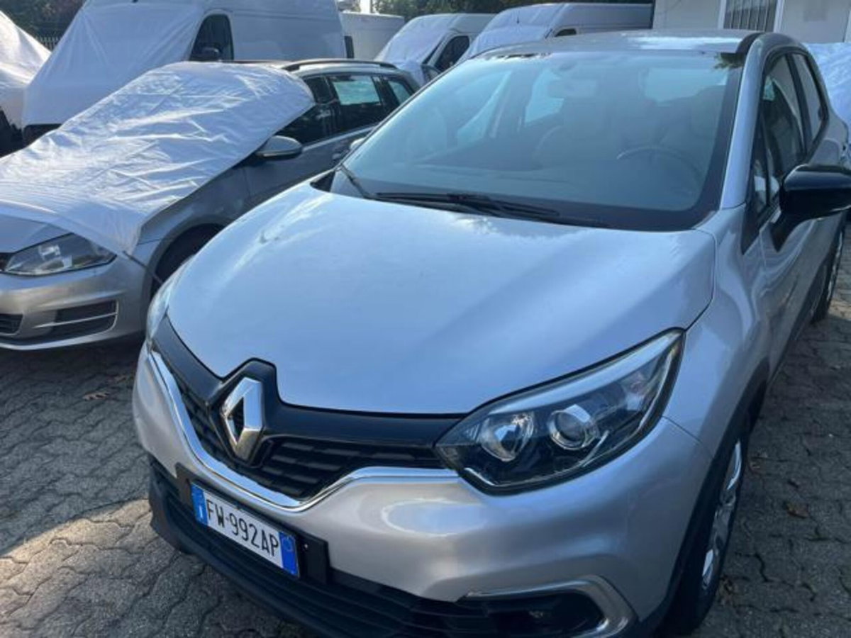 Renault Captur dCi 8V 90 CV EDC Initiale Paris (5)