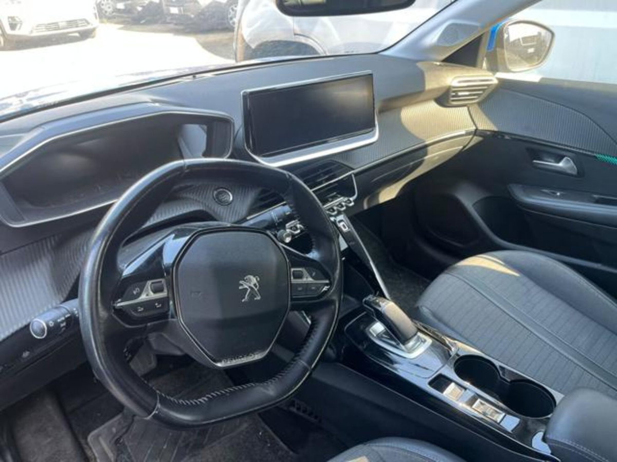 Peugeot 208 50 kWh Active (4)