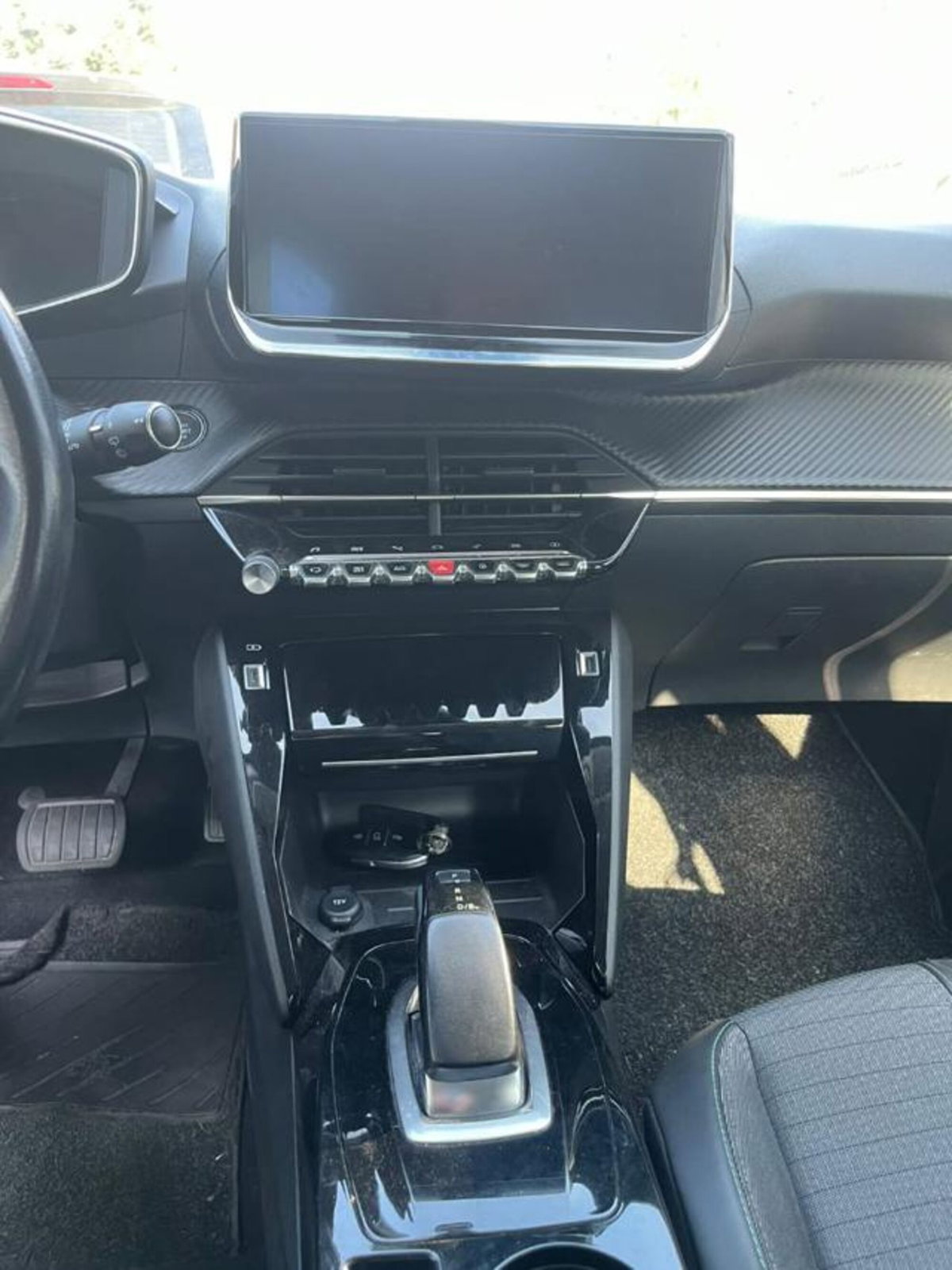Peugeot 208 50 kWh Active (5)