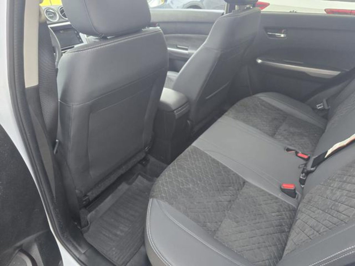 Suzuki Vitara 1.4 Hybrid 4WD AllGrip Easy Top (8)