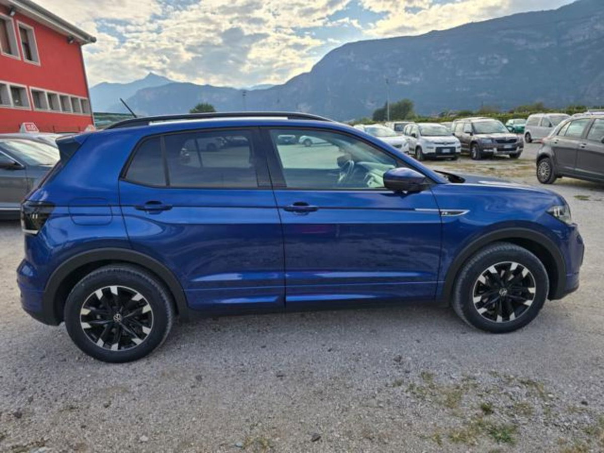 Volkswagen T-Cross 1.0 TSI 110 CV Sport (6)