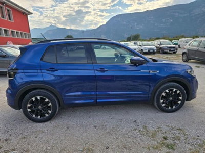 Volkswagen T-Cross 1.0 TSI 110 CV Sport (6)