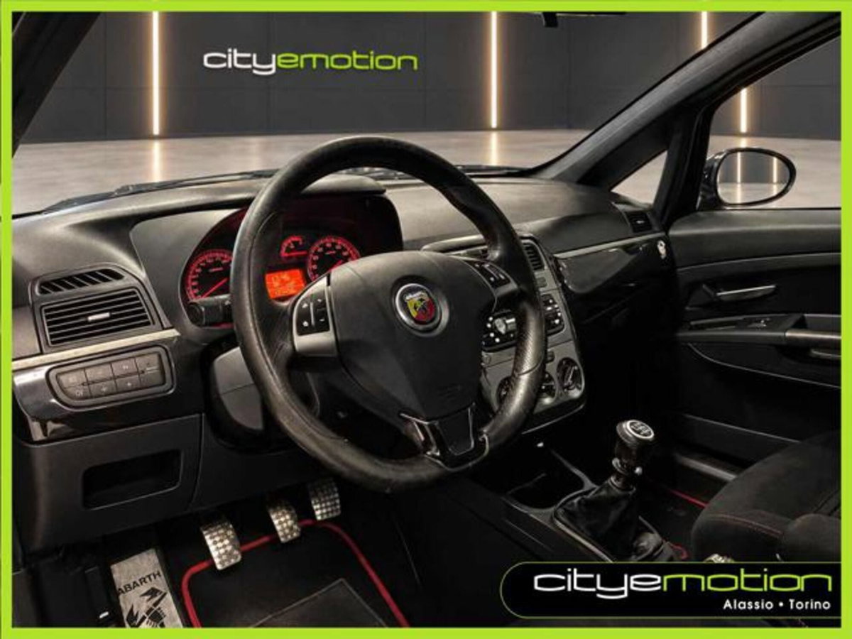 Abarth Grande Punto 1.4 T-Jet 16V 3 porte (7)