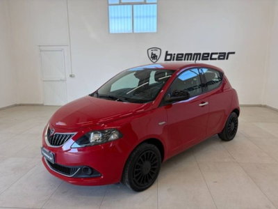 Lancia Ypsilon 1.0 FireFly 5 porte S&S Hybrid Ecochic Gold