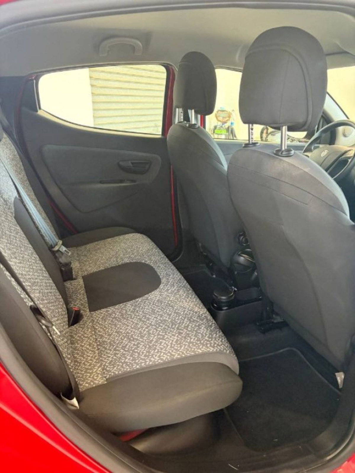 Lancia Ypsilon 1.0 FireFly 5 porte S&S Hybrid Ecochic Gold (13)