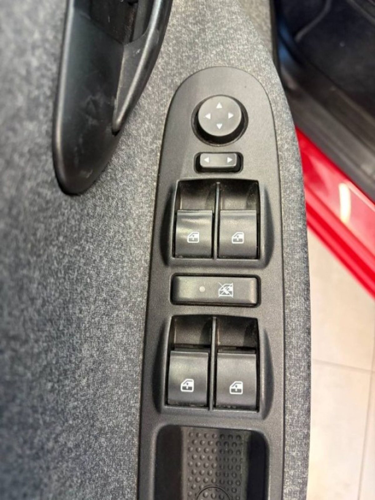 Lancia Ypsilon 1.0 FireFly 5 porte S&S Hybrid Ecochic Gold (14)