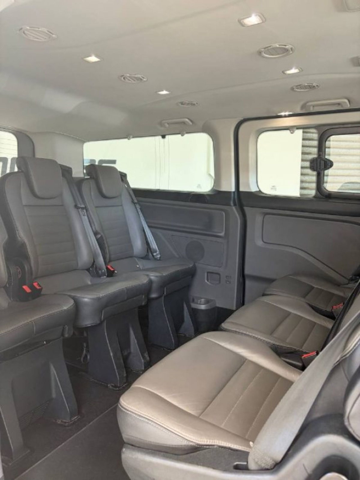 Ford Tourneo Custom 320 2.0 EcoBlue 130CV aut. PL c/sollev. Tit. (14)