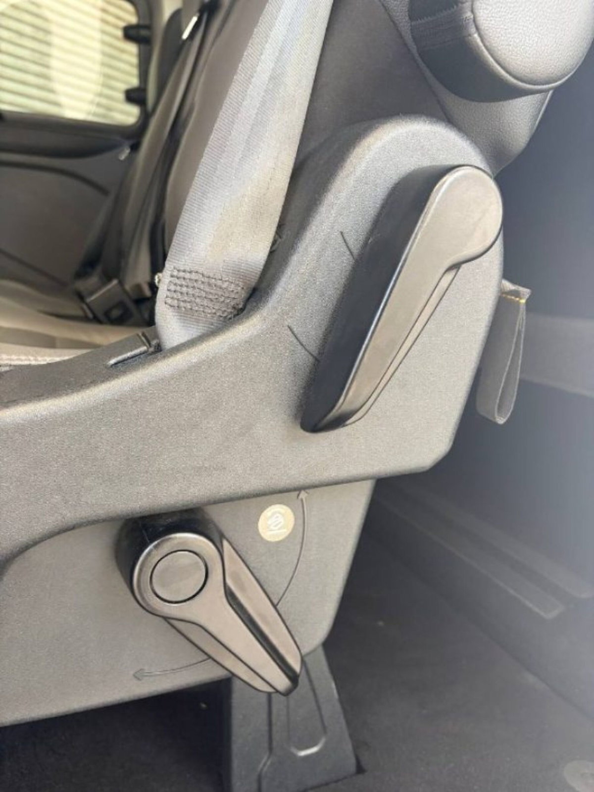 Ford Tourneo Custom 320 2.0 EcoBlue 130CV aut. PL c/sollev. Tit. (16)
