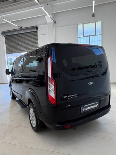 Ford Tourneo Custom 320 2.0 EcoBlue 130CV aut. PL c/sollev. Tit. (4)