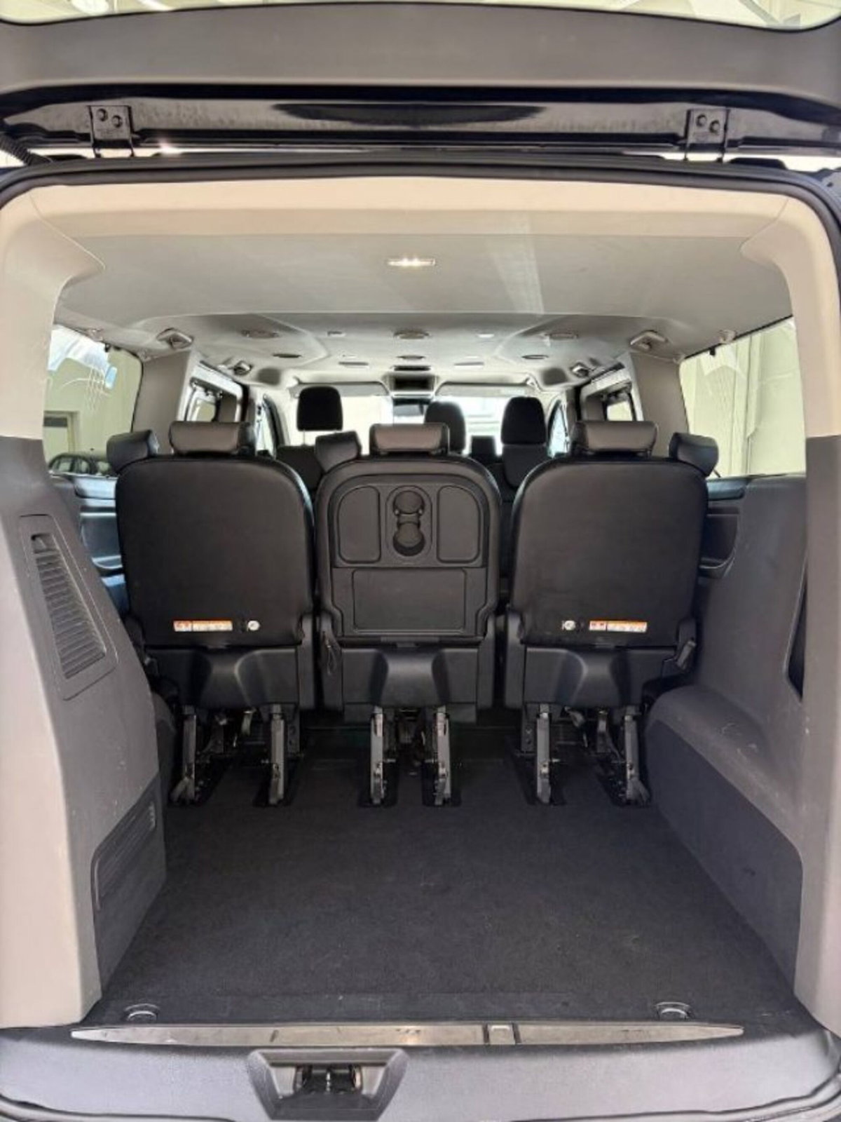 Ford Tourneo Custom 320 2.0 EcoBlue 130CV aut. PL c/sollev. Tit. (7)