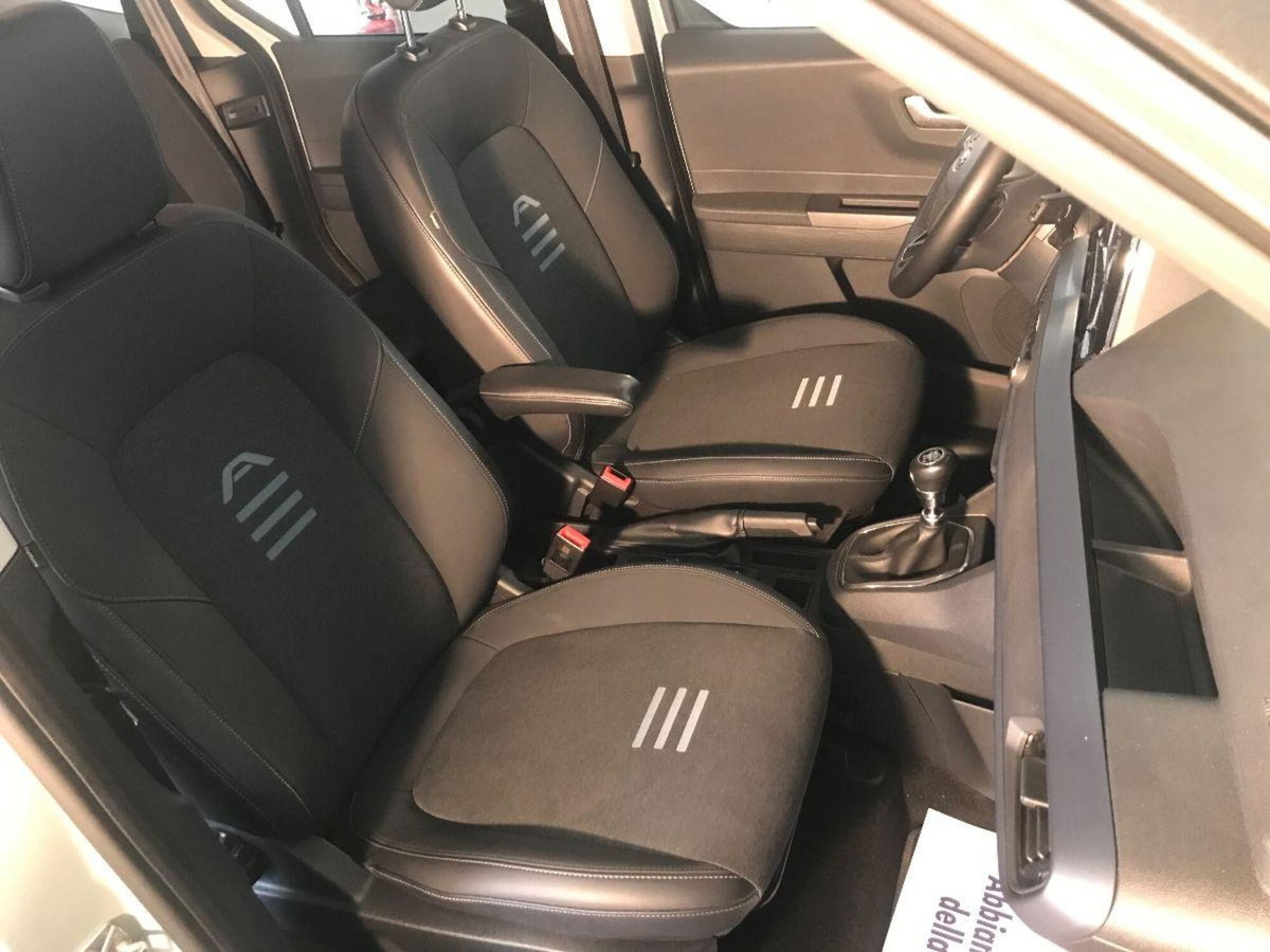 Ford Tourneo Courier 1.0 EcoBoost 100 CV Plus (18)